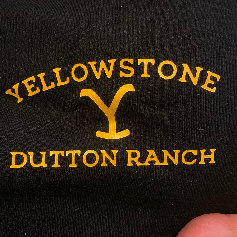 Yellow stone V-neck